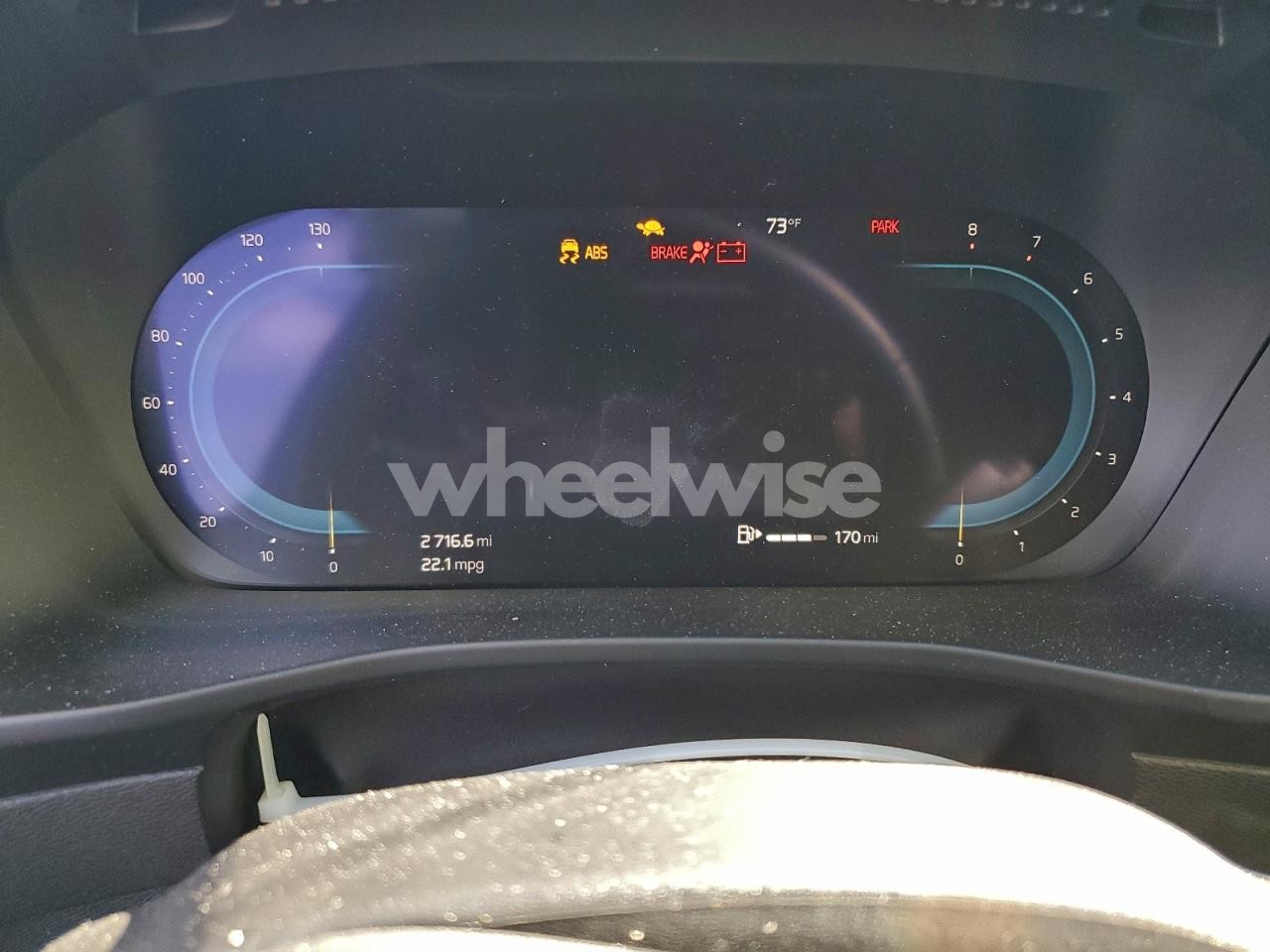 Photo 9 of 2025 VOLVO XC40 PLUS (VIN YV4L12UE0S2456595)