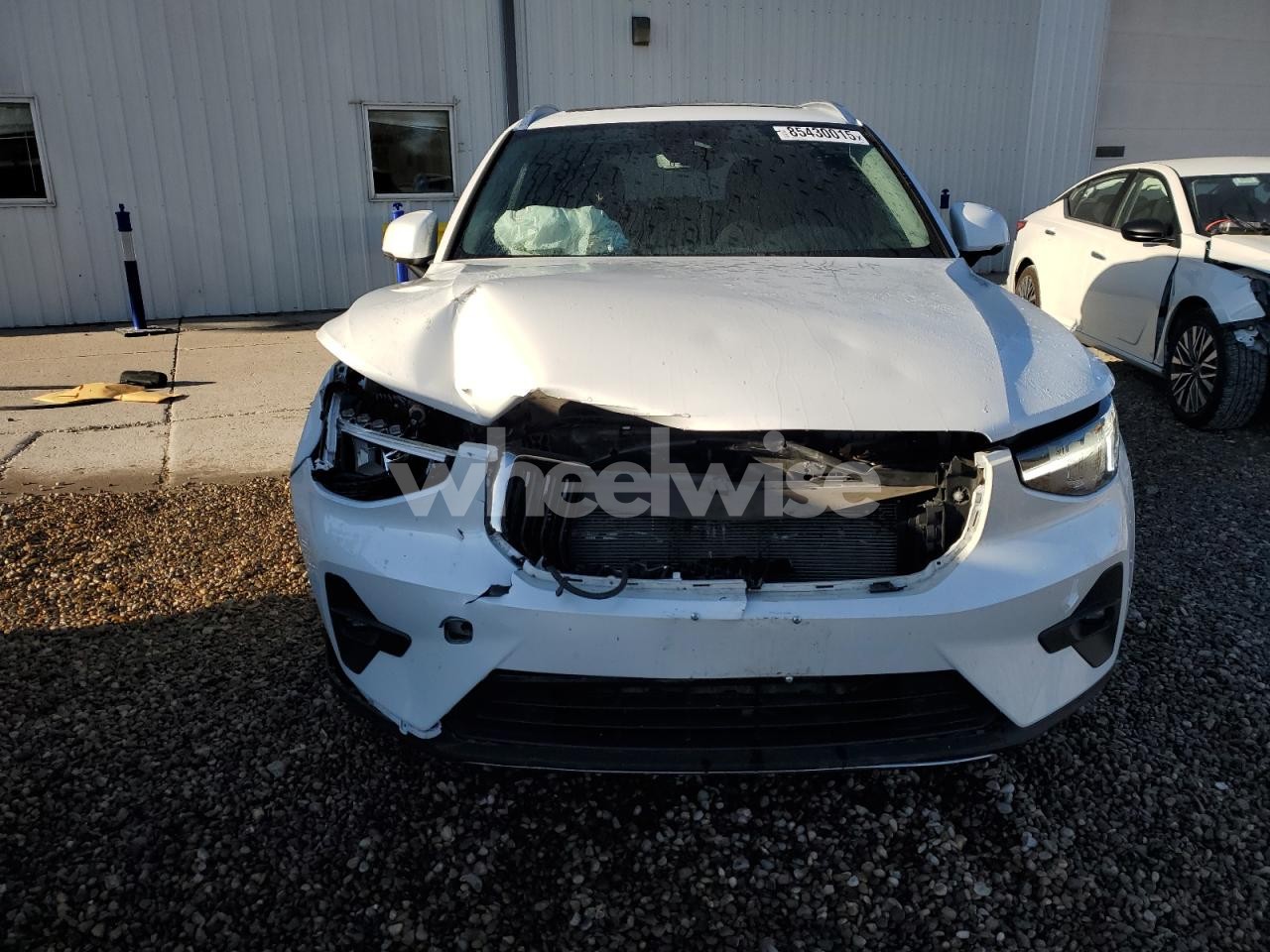 Photo 5 of 2025 VOLVO XC40 PLUS (VIN YV4L12UE5S2481380)