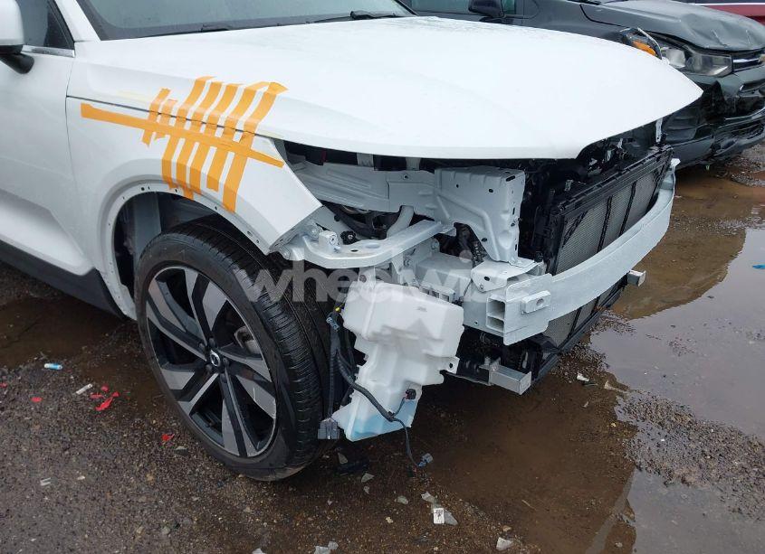 Photo 18 of 2024 Volvo Xc40 B5 PLUS BRIGHT THEME (VIN YV4L12UEXR2202130)