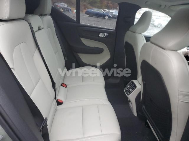 Photo 9 of 2024 VOLVO XC40 PLUS (VIN YV4L12UEXR2368387)