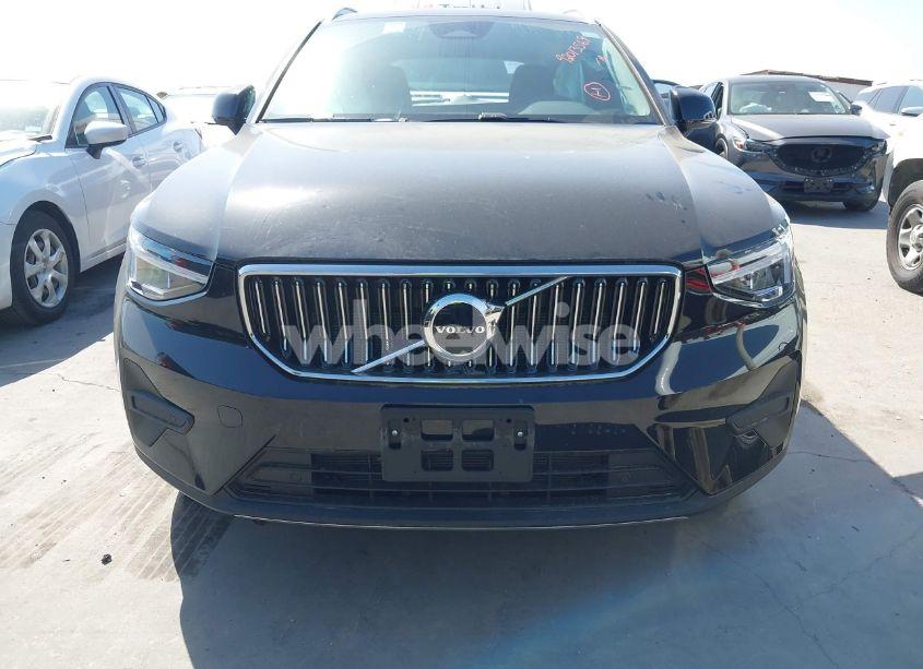 Photo 12 of 2025 Volvo Xc40 B5 CORE BRIGHT THEME (VIN YV4L12UJ1S2557593)