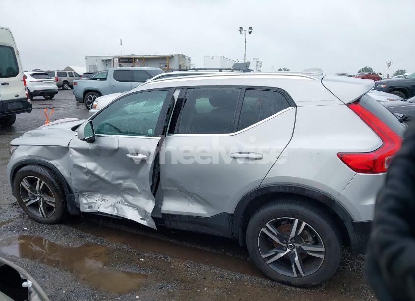 Photo 14 of 2024 Volvo Xc40 B5 CORE BRIGHT THEME (VIN YV4L12UK9R2311071)
