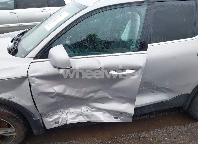 Photo 17 of 2024 Volvo Xc40 B5 CORE BRIGHT THEME (VIN YV4L12UK9R2311071)