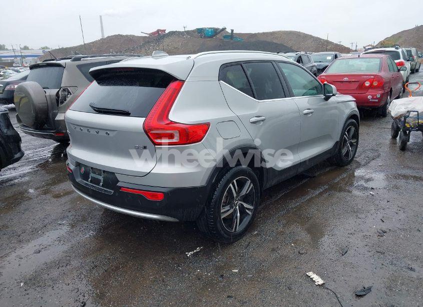 Photo 4 of 2024 Volvo Xc40 B5 CORE BRIGHT THEME (VIN YV4L12UK9R2311071)