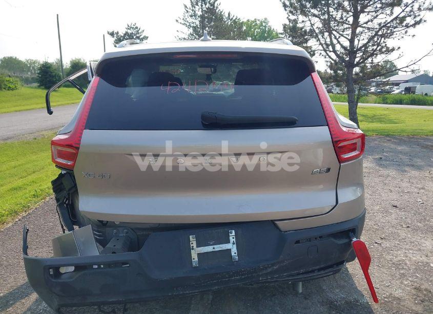 Photo 16 of 2024 Volvo Xc40 B5 CORE DARK THEME (VIN YV4L12UKXR2222285)