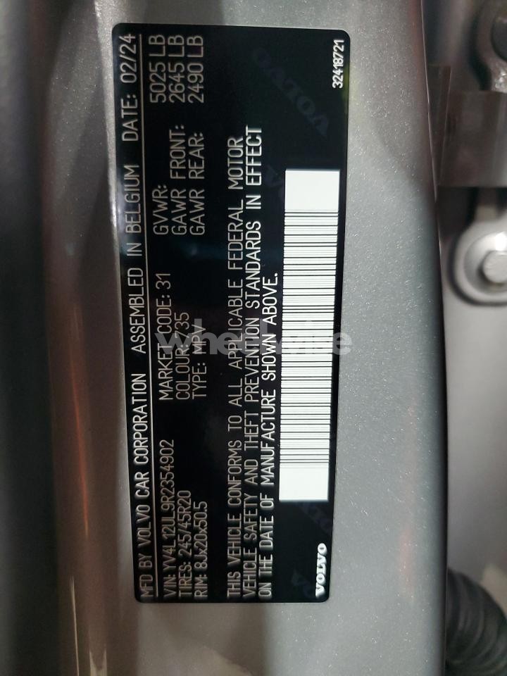 Photo 13 of 2024 VOLVO XC40 PLUS (VIN YV4L12UL9R2354902)