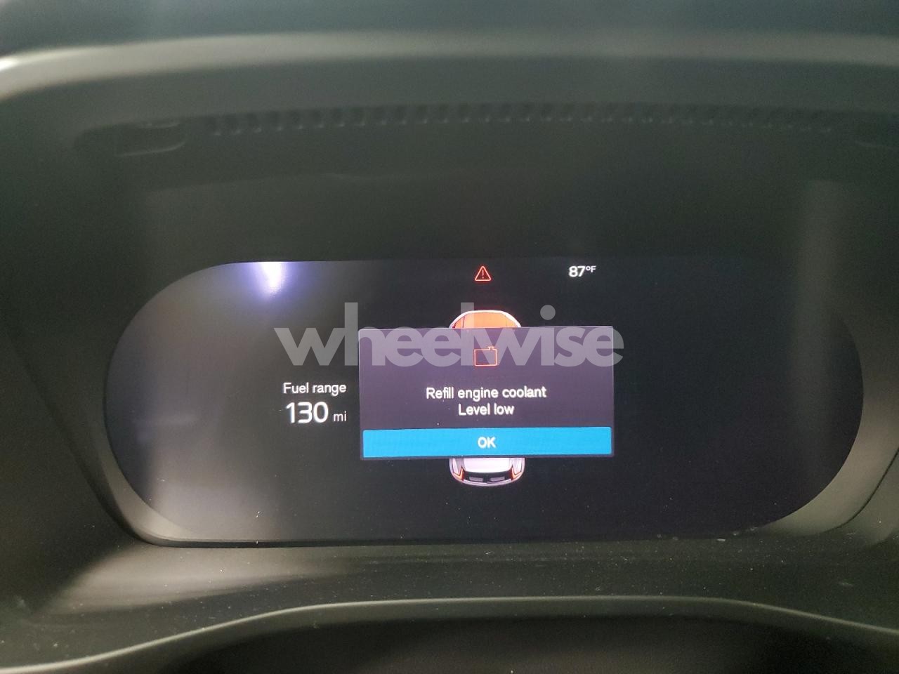 Photo 9 of 2024 VOLVO XC40 PLUS (VIN YV4L12UL9R2354902)