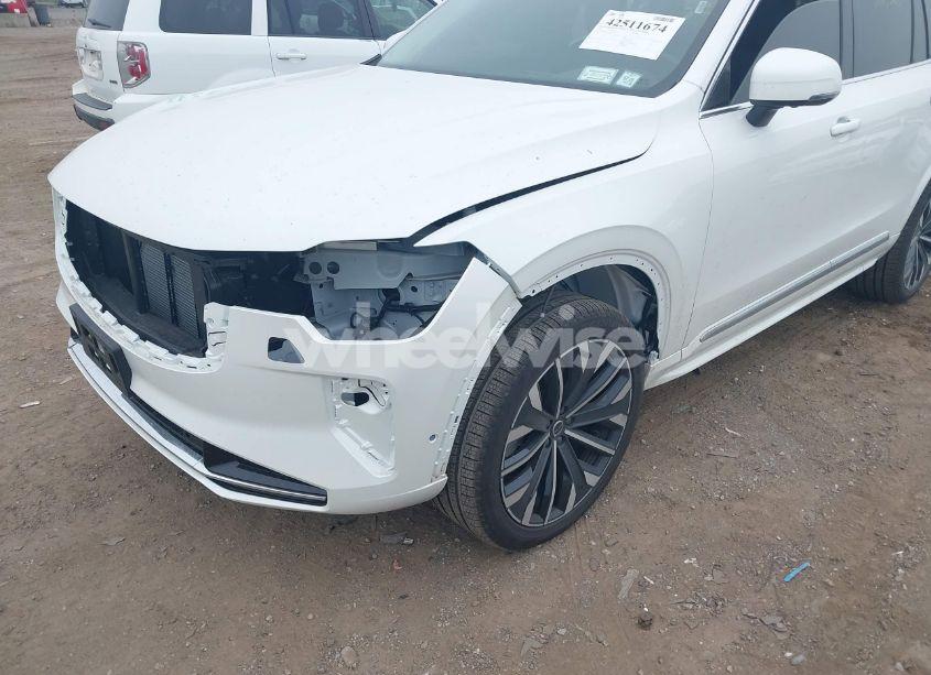 Photo 18 of 2025 Volvo Xc90 B5 PLUS 7-SEATER (VIN YV4M12PB3S1369804)