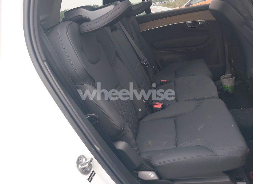 Photo 8 of 2025 Volvo Xc90 B5 PLUS 7-SEATER (VIN YV4M12PB3S1369804)
