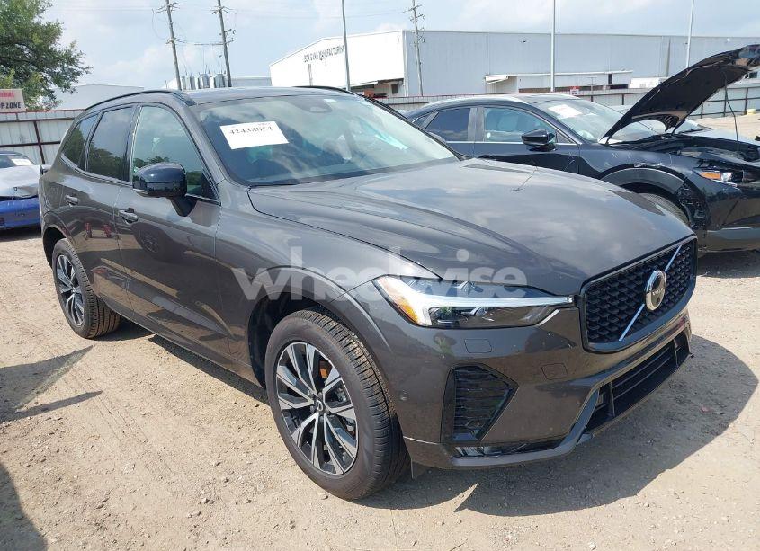 2025 Volvo Xc60 B5 PLUS (VIN YV4M12RC0S1172417) main photo