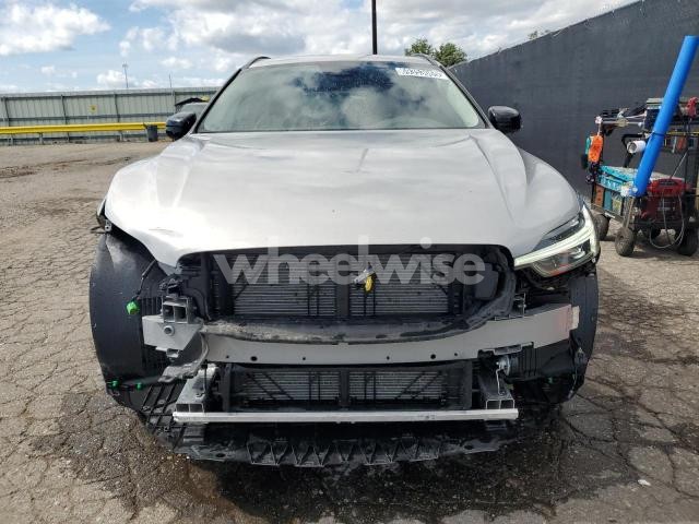 Photo 2 of 2025 VOLVO XC60 PLUS (VIN YV4M12RC2S1149298)