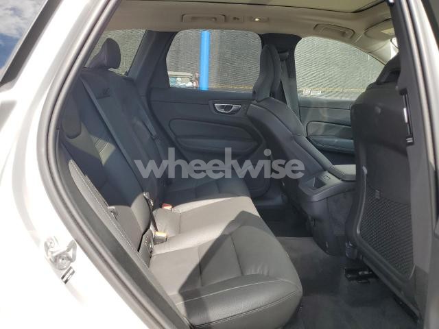 Photo 4 of 2025 VOLVO XC60 PLUS (VIN YV4M12RC2S1149298)
