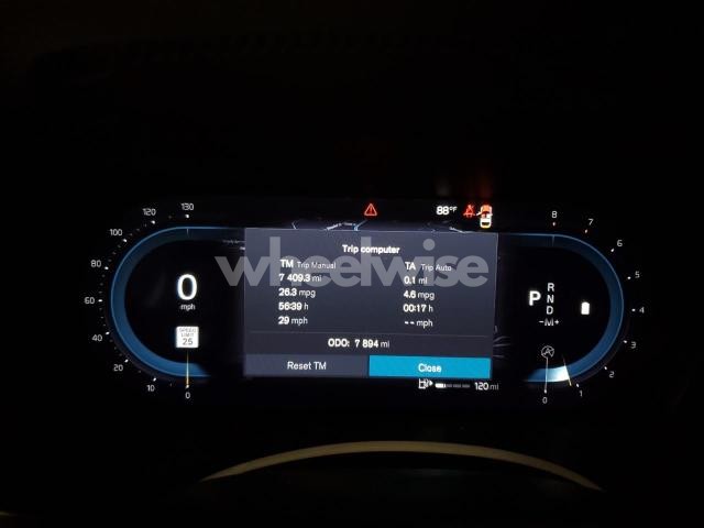 Photo 10 of 2025 VOLVO XC60 PLUS (VIN YV4M12RC4S1184389)