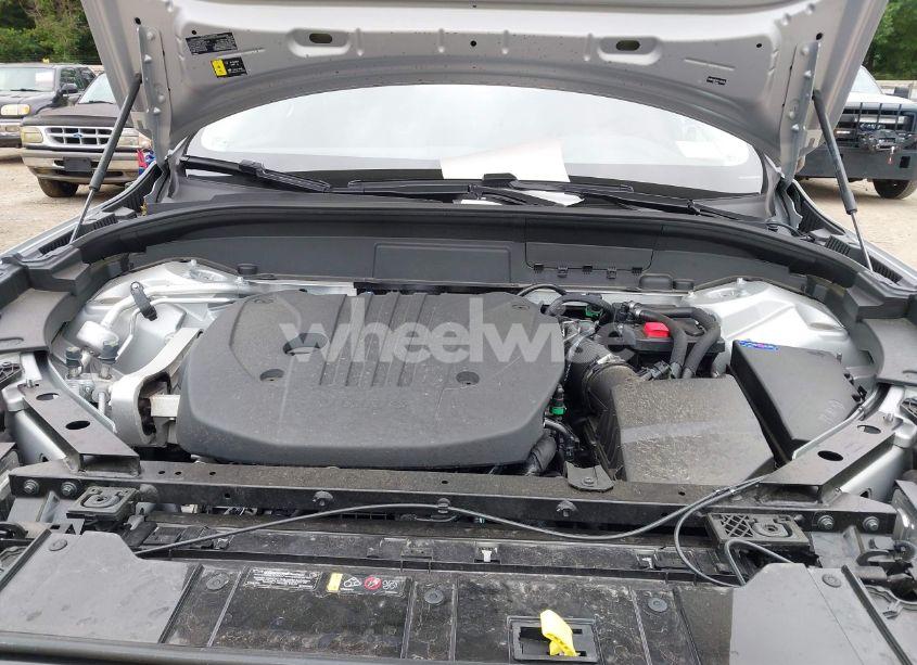 Photo 10 of 2025 Volvo Xc60 B5 PLUS (VIN YV4M12RC5S1149246)