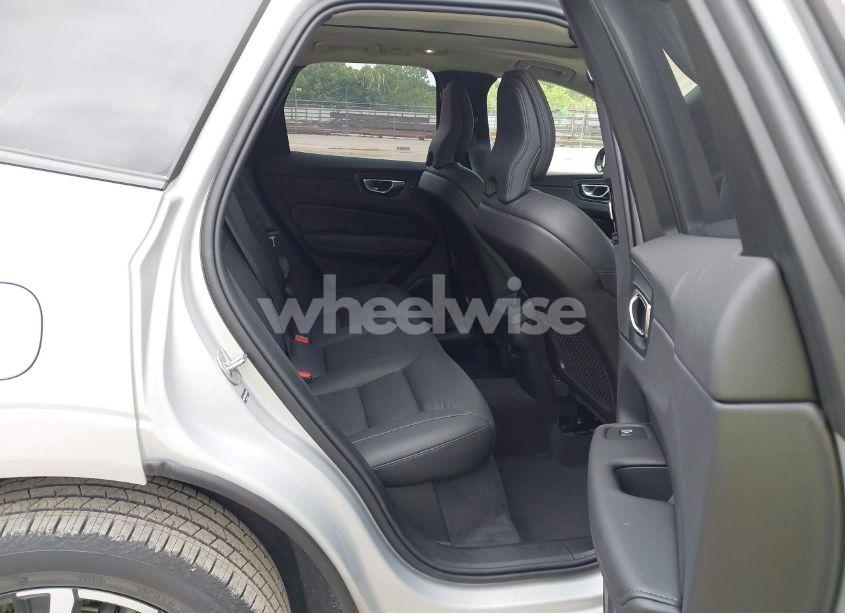 Photo 8 of 2025 Volvo Xc60 B5 PLUS (VIN YV4M12RC5S1149246)