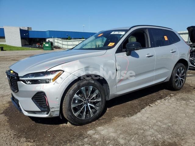 Photo 3 of 2025 VOLVO XC60 PLUS (VIN YV4M12RC6S1183115)