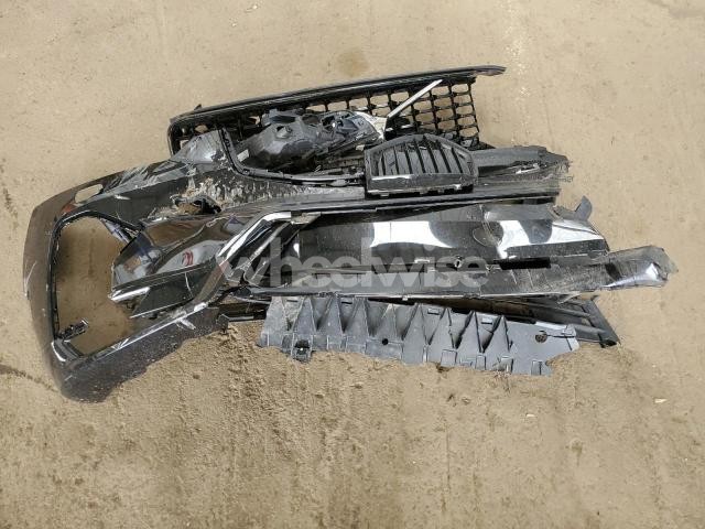 Photo 5 of 2025 VOLVO XC60 PLUS (VIN YV4M12RC9S1165983)