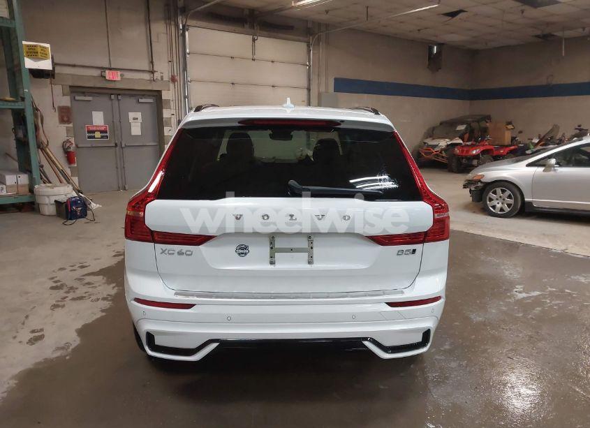 Photo 17 of 2025 Volvo Xc60 B5 PLUS (VIN YV4M12RCXS1032908)