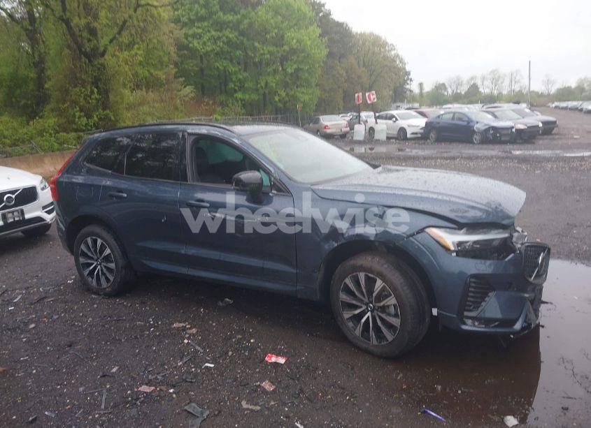 Photo 13 of 2025 Volvo Xc60 B5 CORE (VIN YV4M12RJ5S1019238)