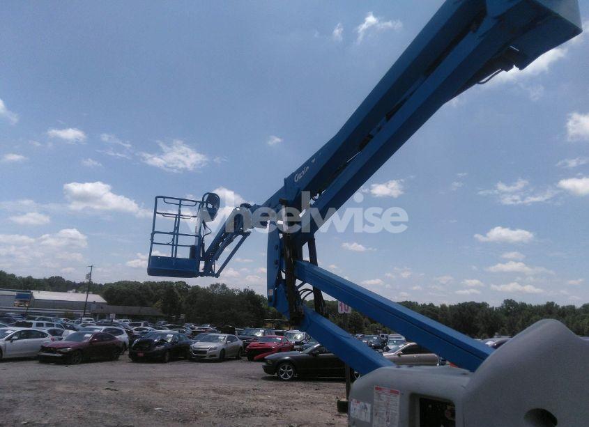 Photo 16 of 2014 Genie Z-40/23n RJ LIFT (VIN Z40N142502)
