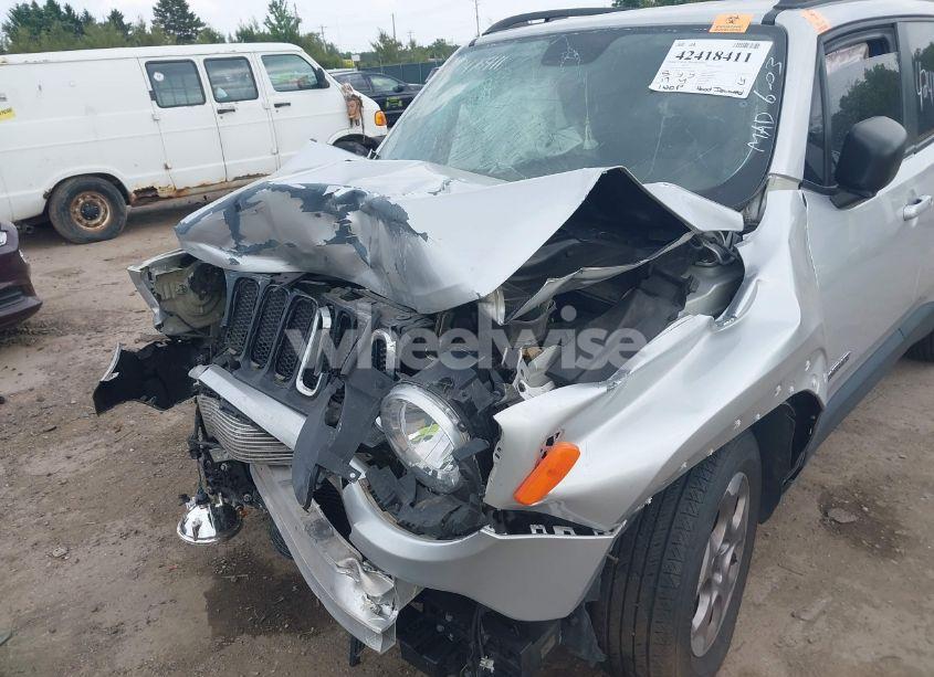 Photo 6 of 2017 Jeep Renegade SPORT FWD (VIN ZACCJAAB9HPE50588)