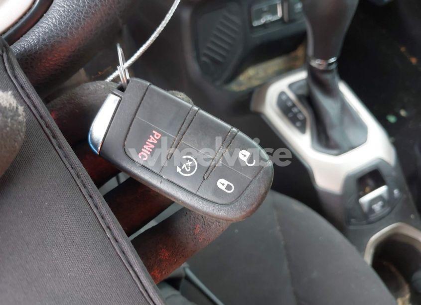 Photo 11 of 2017 Jeep Renegade SPORT FWD (VIN ZACCJAAB9HPF86929)