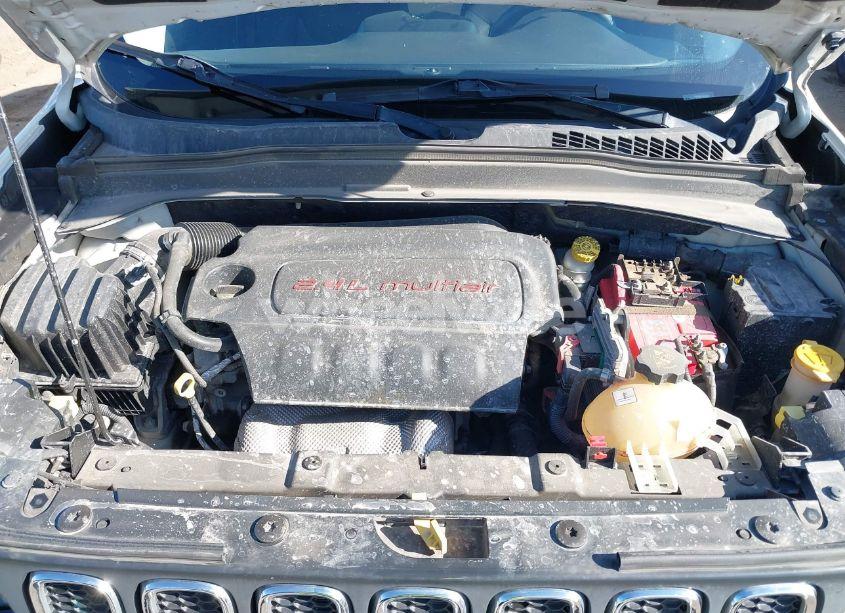 Photo 10 of 2016 Jeep Renegade SPORT (VIN ZACCJAAT5GPC59970)