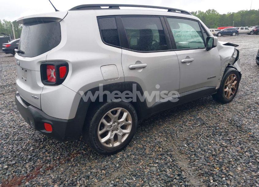 Photo 4 of 2017 Jeep Renegade LATITUDE FWD (VIN ZACCJABB1HPF16811)
