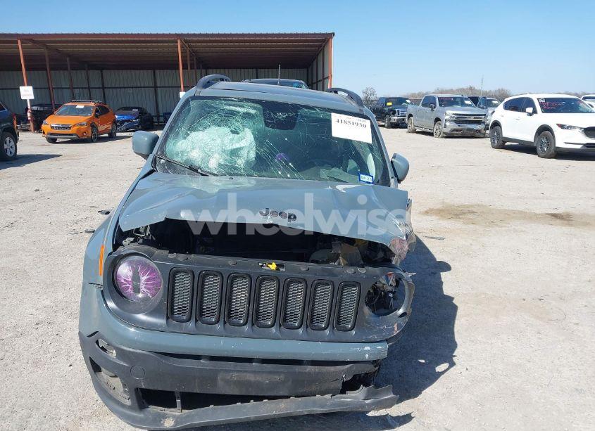 Photo 12 of 2018 Jeep Renegade ALTITUDE FWD (VIN ZACCJABB1JPH59251)