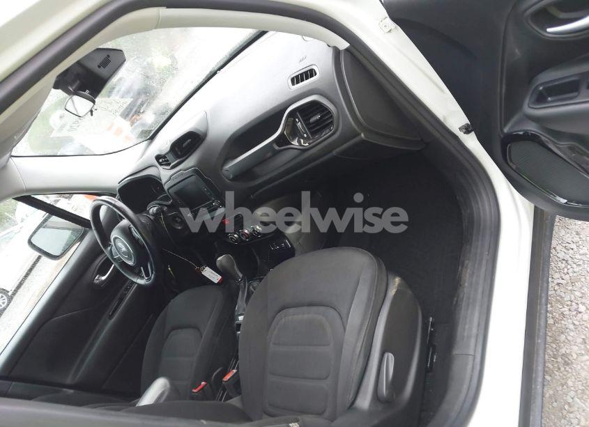 Photo 5 of 2017 Jeep Renegade ALTITUDE FWD (VIN ZACCJABB4HPF69471)