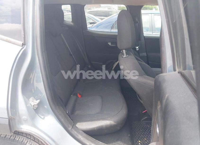 Photo 8 of 2017 Jeep Renegade LATITUDE FWD (VIN ZACCJABB4HPF76064)