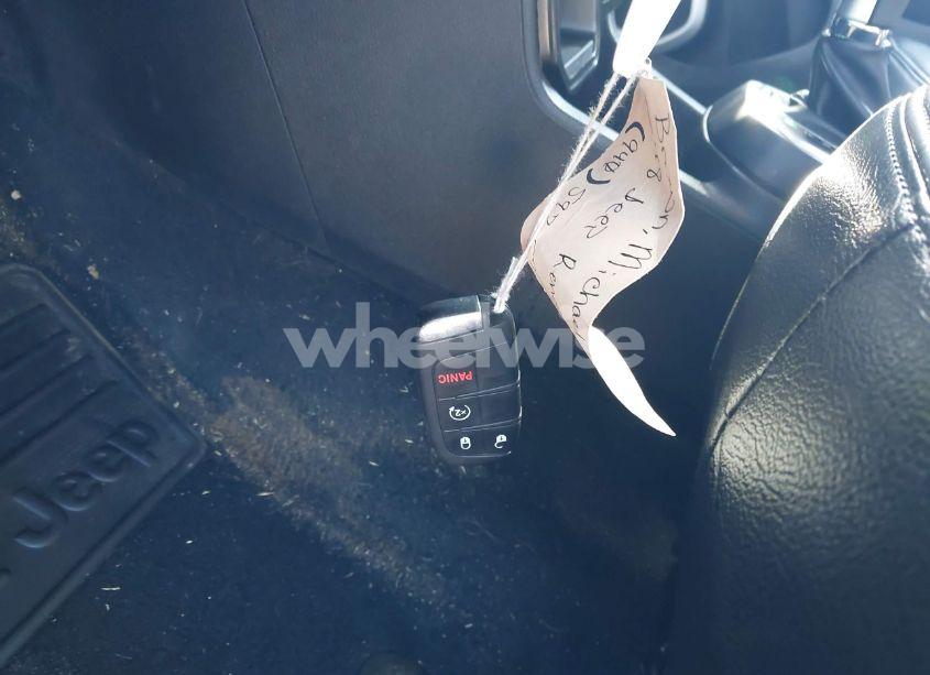 Photo 11 of 2018 Jeep Renegade LATITUDE FWD (VIN ZACCJABB6JPJ10039)