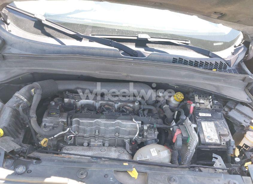 Photo 10 of 2017 Jeep Renegade LATITUDE FWD (VIN ZACCJABB7HPE56341)