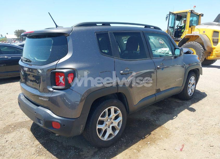 Photo 4 of 2017 Jeep Renegade LATITUDE FWD (VIN ZACCJABB7HPE56341)