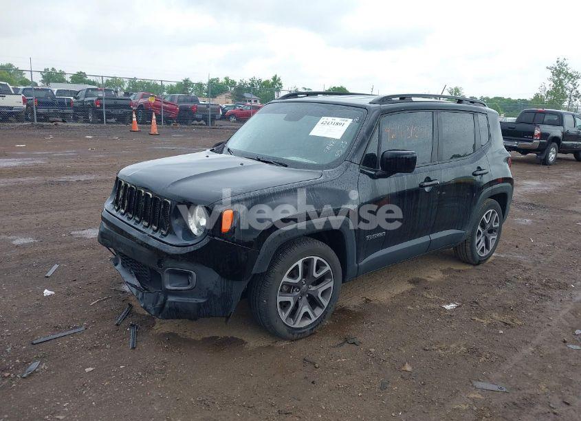 Photo 2 of 2017 Jeep Renegade LATITUDE FWD (VIN ZACCJABB8HPF84295)