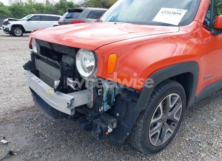 Photo 19 of 2017 Jeep Renegade LATITUDE FWD (VIN ZACCJABB9HPG37652)