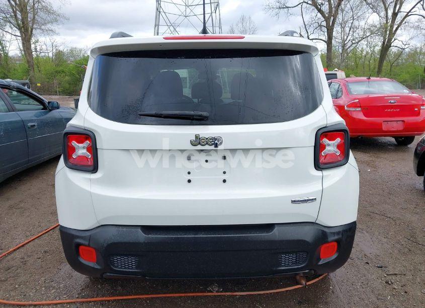 Photo 16 of 2017 Jeep Renegade LATITUDE FWD (VIN ZACCJABB9HPG51308)