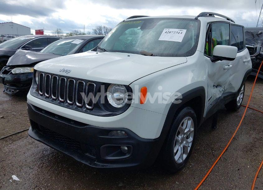 Photo 2 of 2017 Jeep Renegade LATITUDE FWD (VIN ZACCJABB9HPG51308)