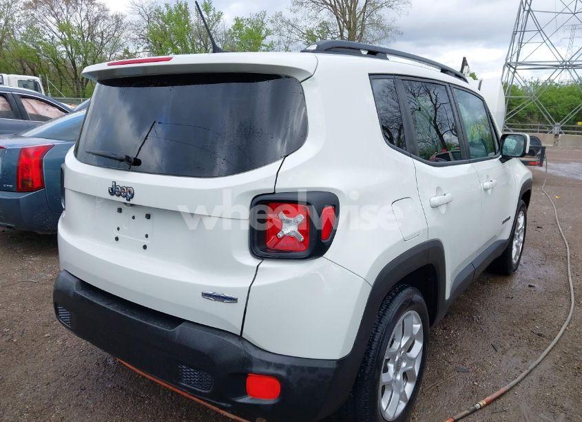 Photo 4 of 2017 Jeep Renegade LATITUDE FWD (VIN ZACCJABB9HPG51308)