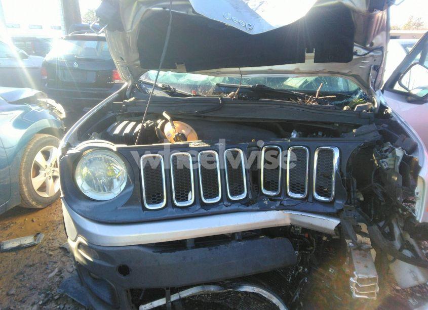 Photo 10 of 2017 Jeep Renegade LATITUDE FWD (VIN ZACCJABBXHPE71416)