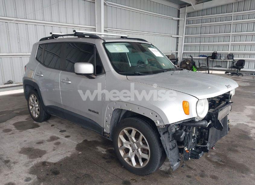 2016 Jeep Renegade LATITUDE (VIN ZACCJABT5GPC47624) main photo