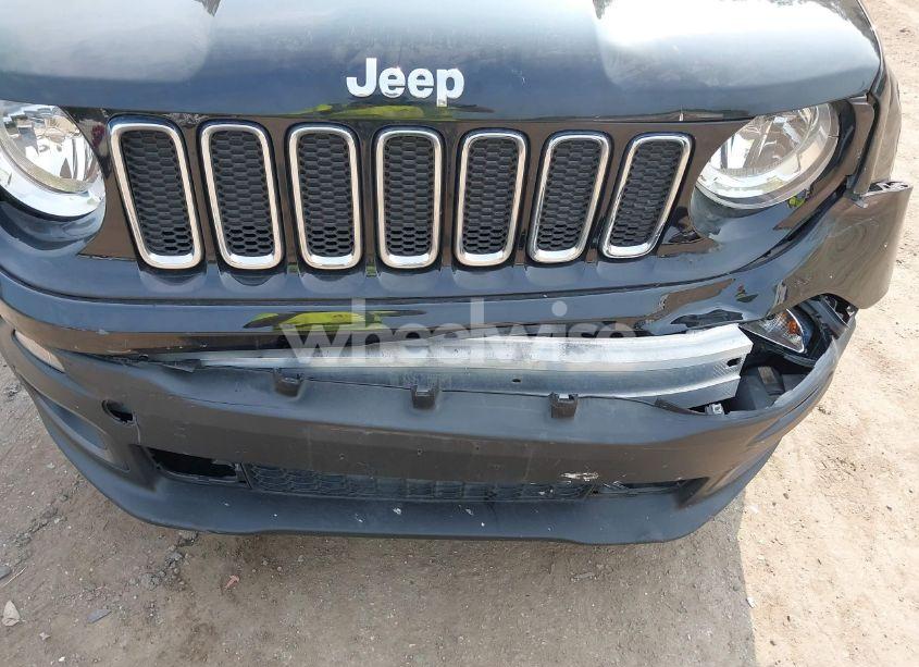 Photo 17 of 2015 Jeep Renegade LATITUDE (VIN ZACCJABT9FPB85000)