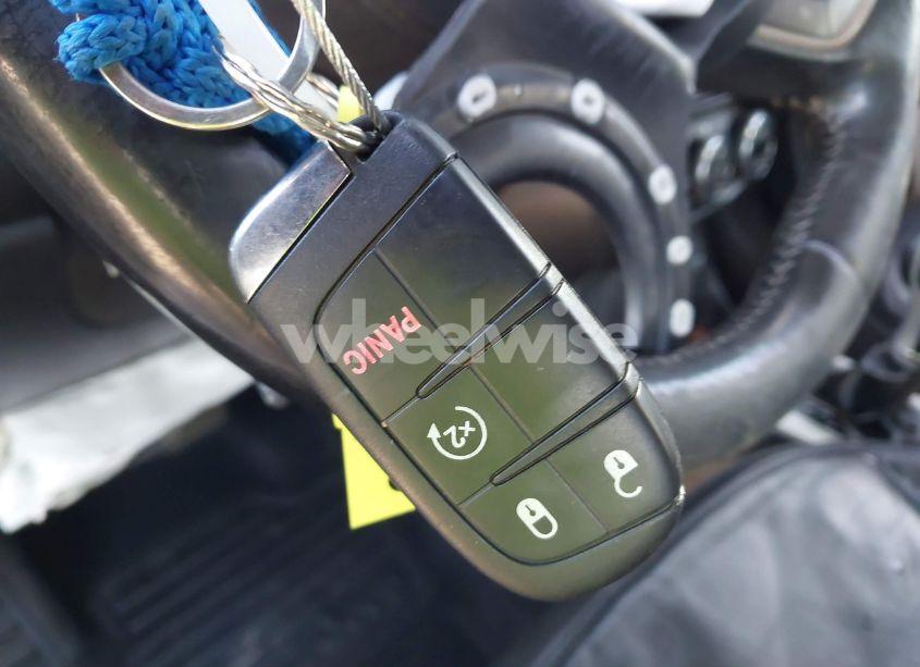 Photo 11 of 2017 Jeep Renegade LIMITED FWD (VIN ZACCJADB5HPE83227)