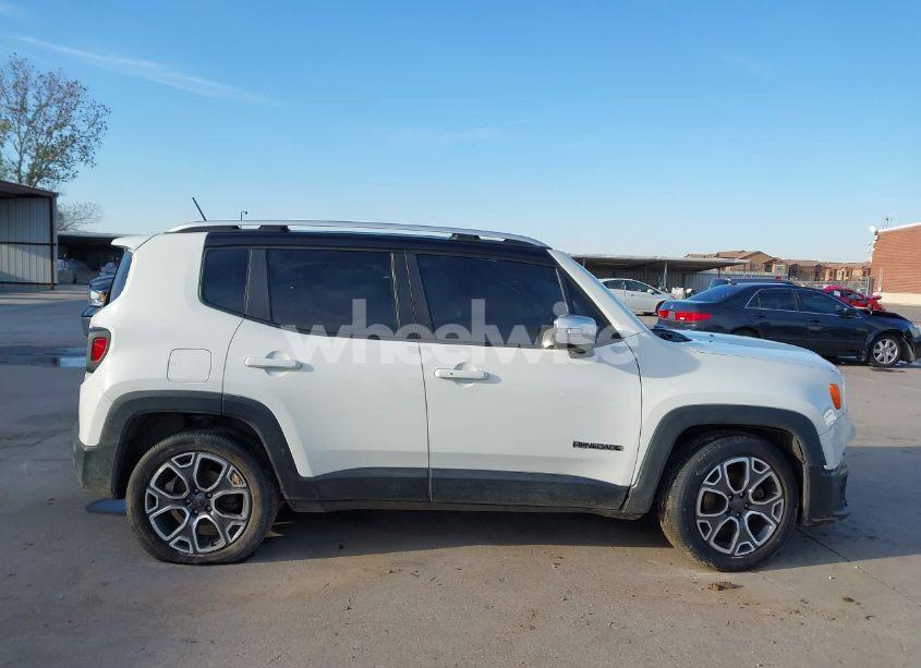 Photo 14 of 2017 Jeep Renegade LIMITED FWD (VIN ZACCJADB5HPE83227)