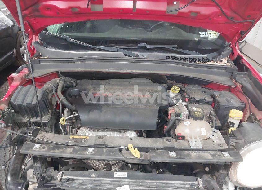 Photo 10 of 2017 Jeep Renegade LIMITED FWD (VIN ZACCJADB6HPF68464)