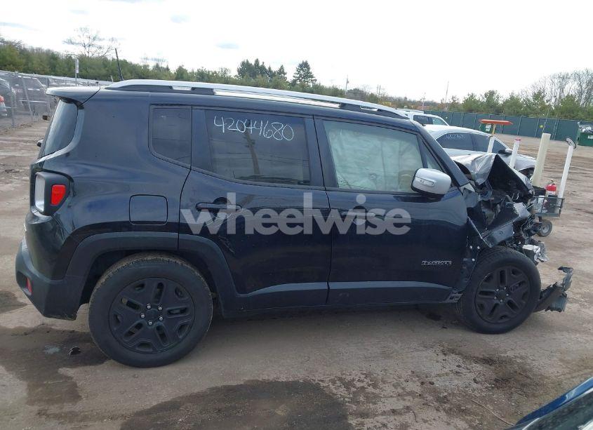 Photo 13 of 2018 Jeep Renegade LIMITED FWD (VIN ZACCJADBXJPH67443)