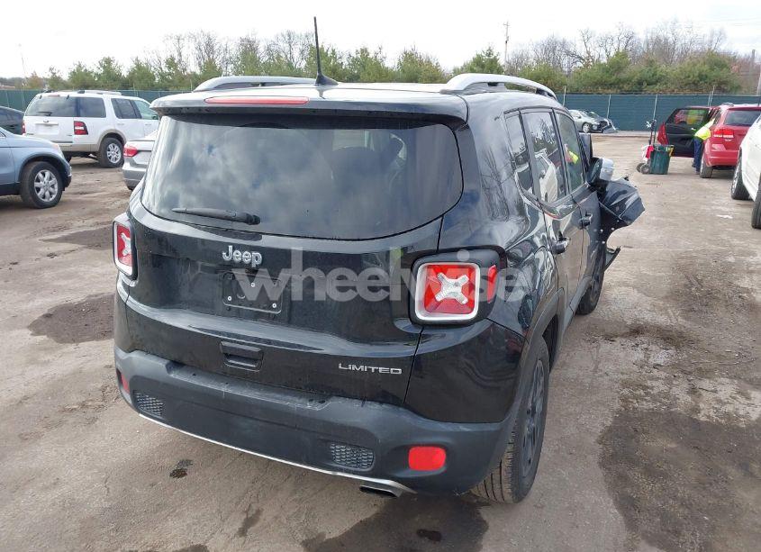 Photo 4 of 2018 Jeep Renegade LIMITED FWD (VIN ZACCJADBXJPH67443)