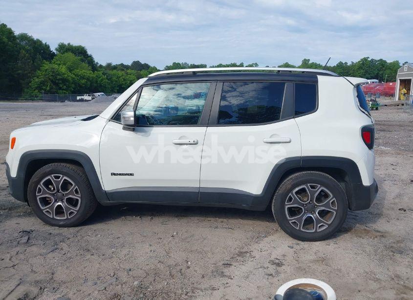 Photo 14 of 2016 Jeep Renegade LIMITED (VIN ZACCJADT0GPC88952)