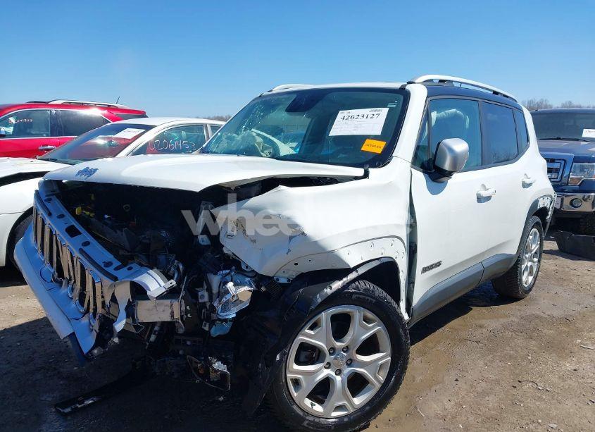 Photo 2 of 2016 Jeep Renegade LIMITED (VIN ZACCJADT5GPE29952)