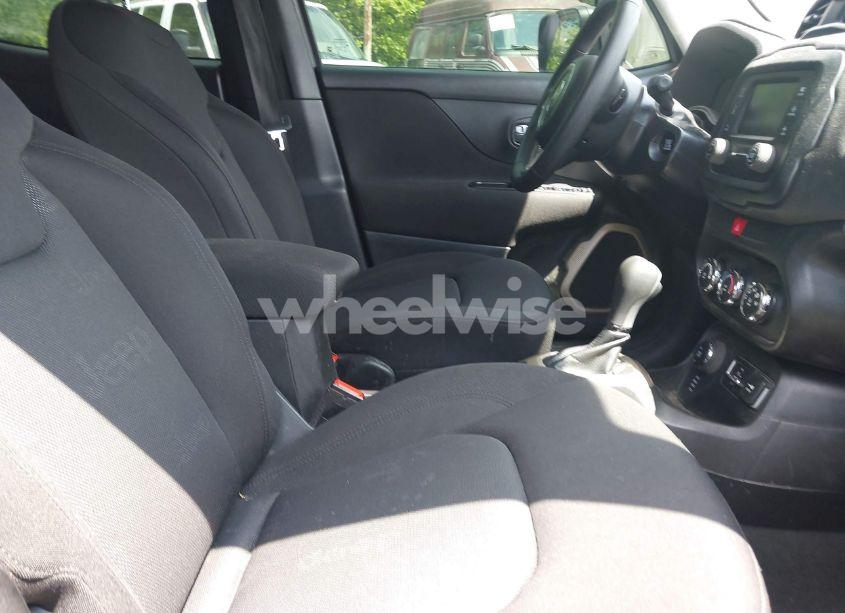 Photo 5 of 2017 Jeep Renegade SPORT 4X4 (VIN ZACCJBAB4HPG09720)